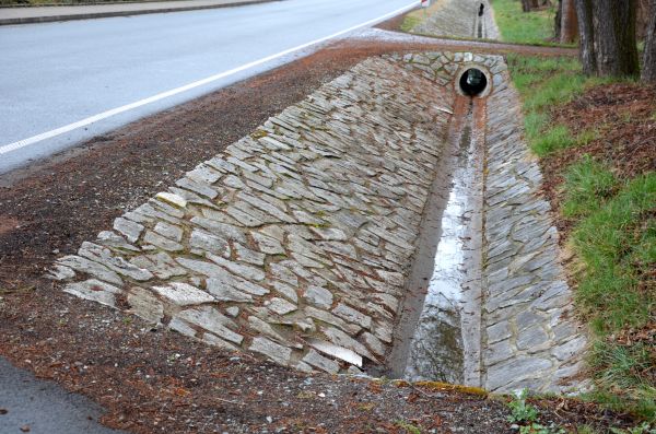 Ditch Landscaping in Livonia